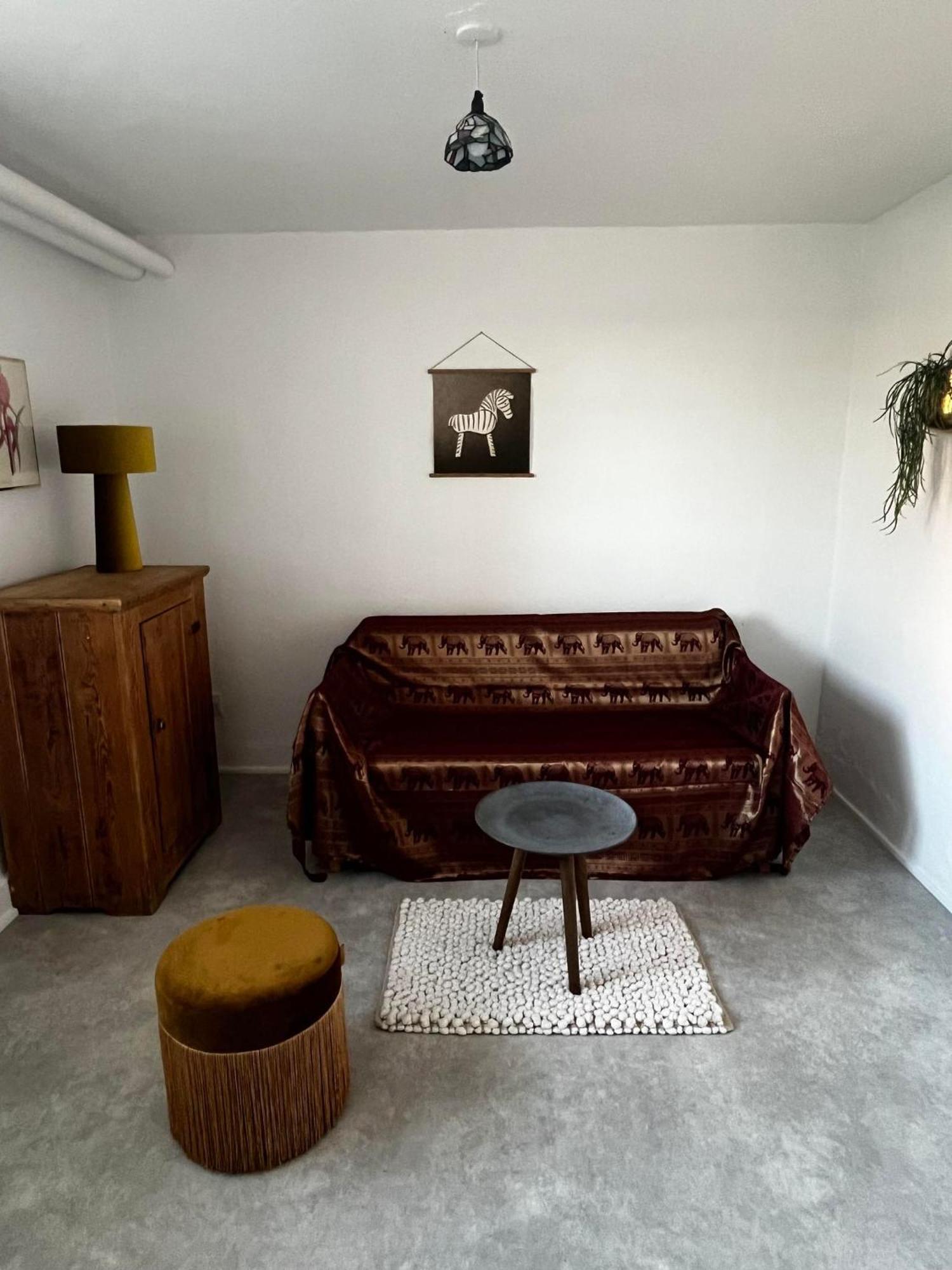 Rosenlund Gods - Kaelder B&B Sakskøbing Extérieur photo