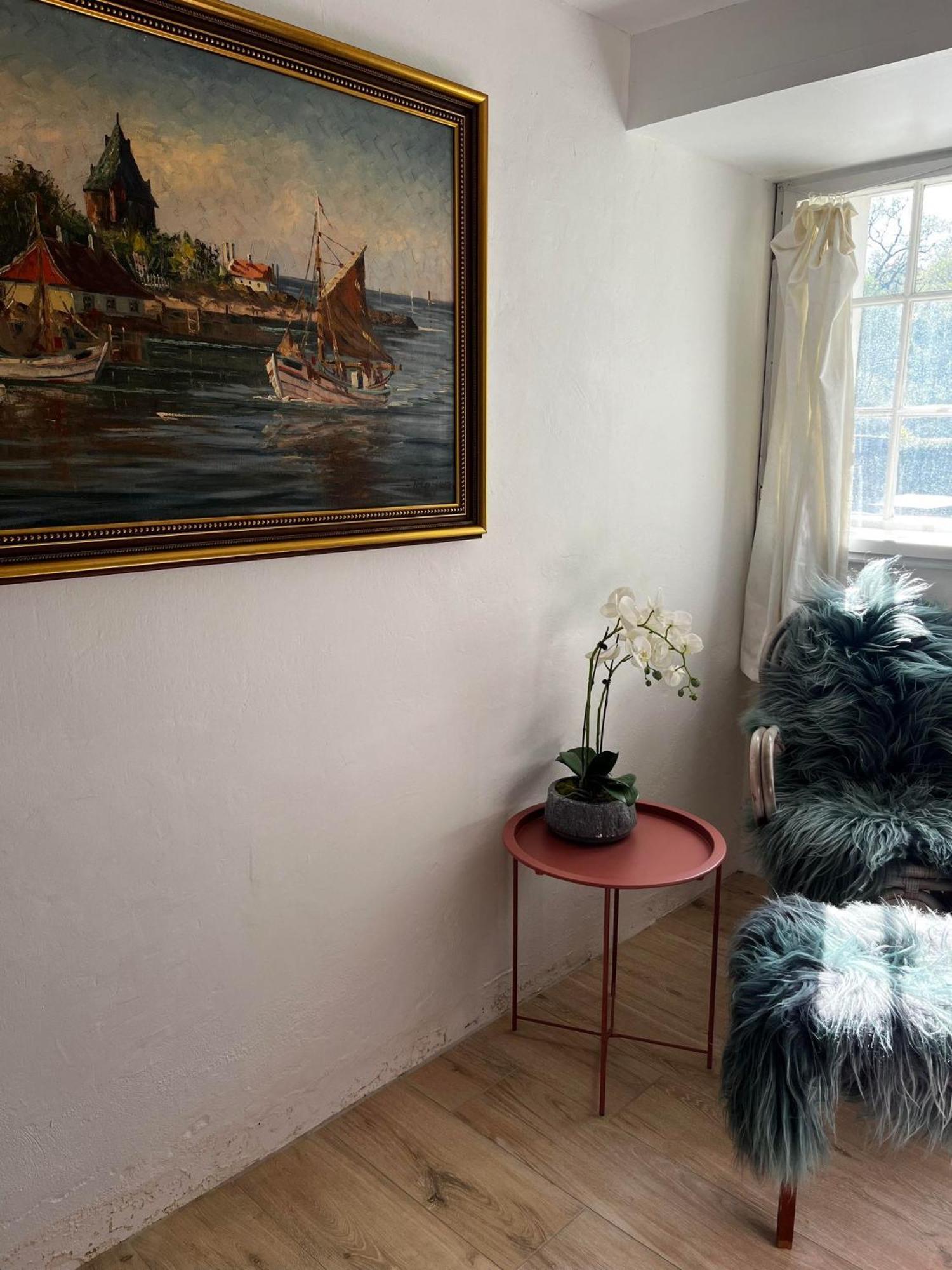 Rosenlund Gods - Kaelder B&B Sakskøbing Extérieur photo